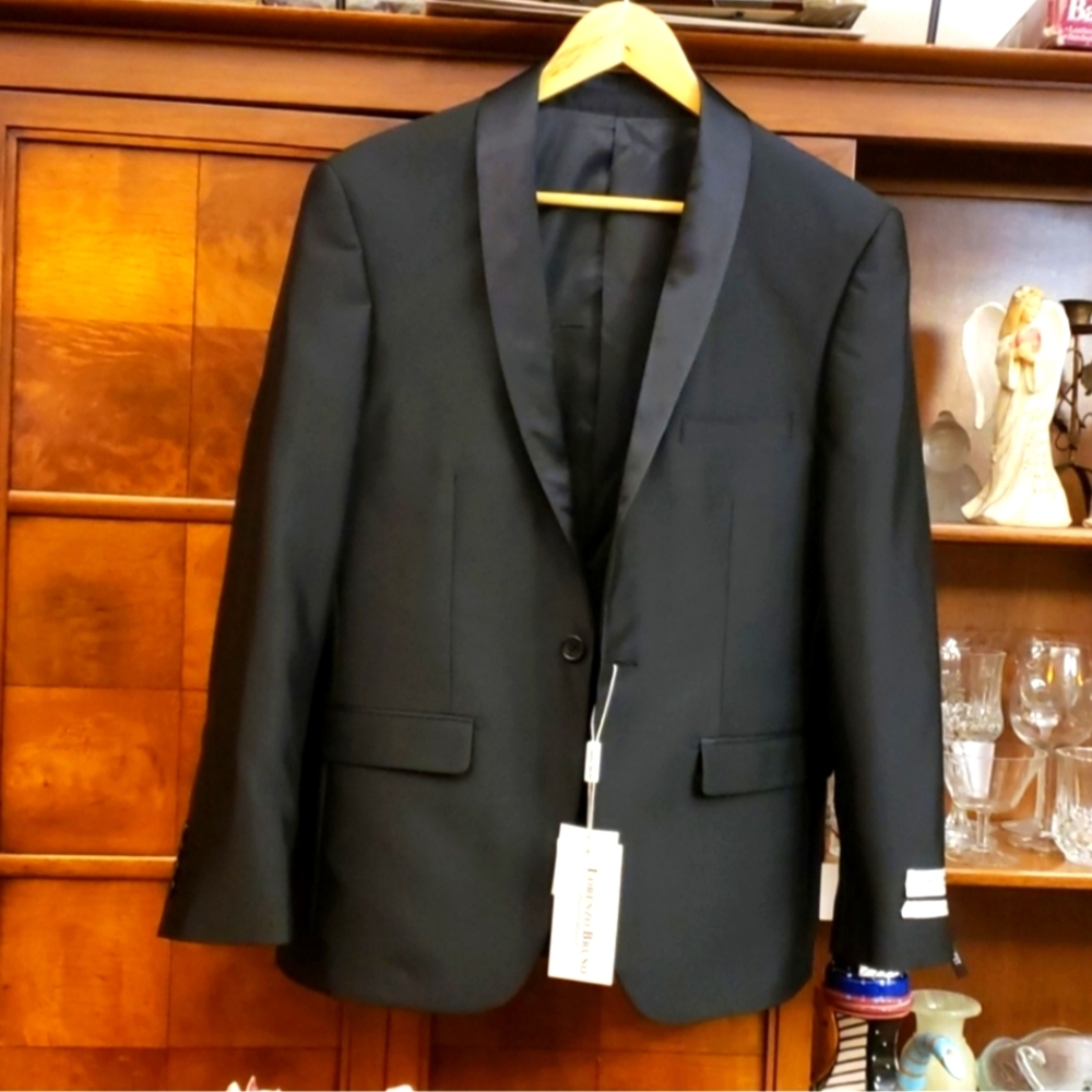 Lorenzo Bruno Italian 3-PC Suit Size 36-S
